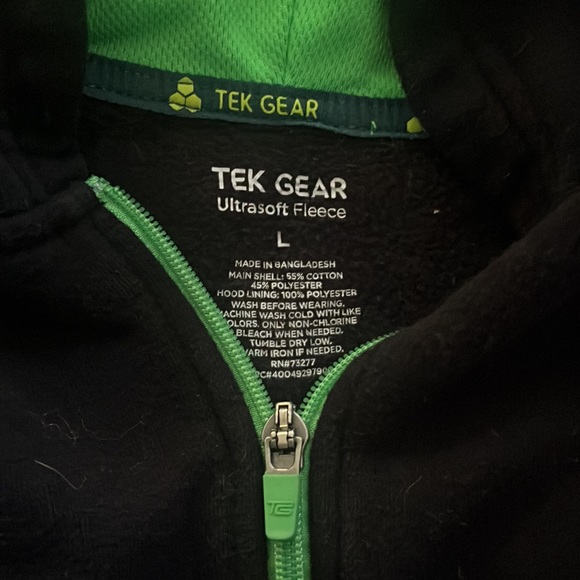 Boys Large (14/16) Tek Gear Ultra Soft Fleece Zip-Up Hoodie Jacket Black & Green - Picture 2 of 9